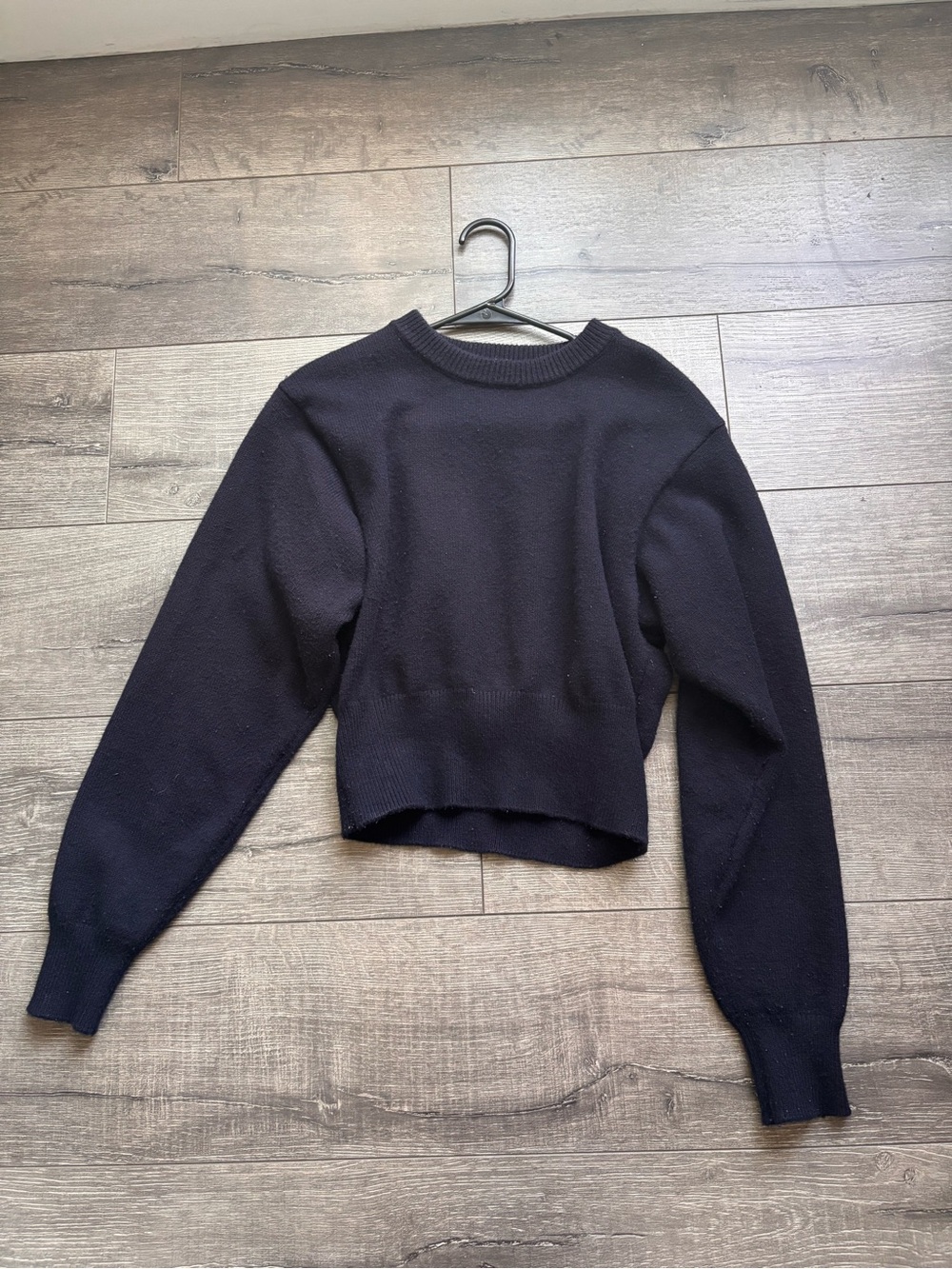 Women's dark blue Crewneck Cropped Sweater
